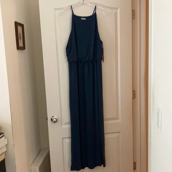 green emerald velvet dress GAP Womens Tie-Front Woven Maxi Dress Optic White V4 XS at Amazon Women's  Clothing store main image 0